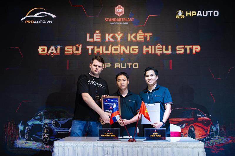 Lễ ký kết đại sứ thương hiệu cách âm STP của Nga - HP Auto Cần Thơ