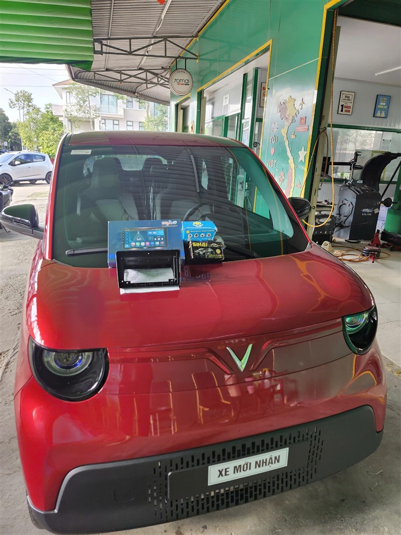 LẮP ĐẶT MÀN HÌNH ANDROID CHO XE VINFAST VF2/MINIO GREEN TẠI HP AUTO CẦN THƠ